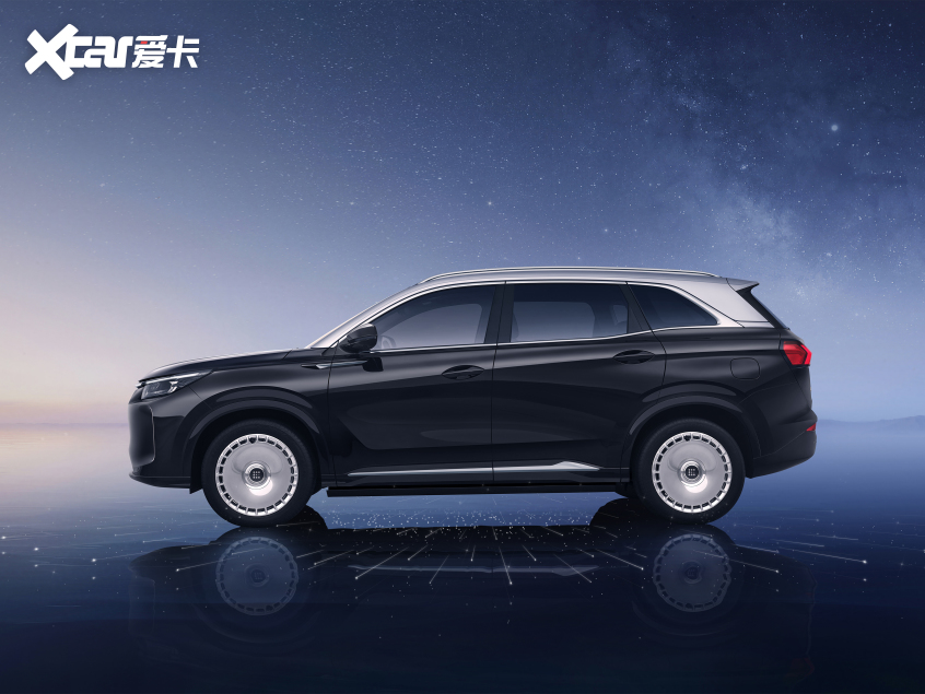 电E5 PLUS限时预售价1198万冰球突破游戏网站全时四驱！第三代蓝(图5)