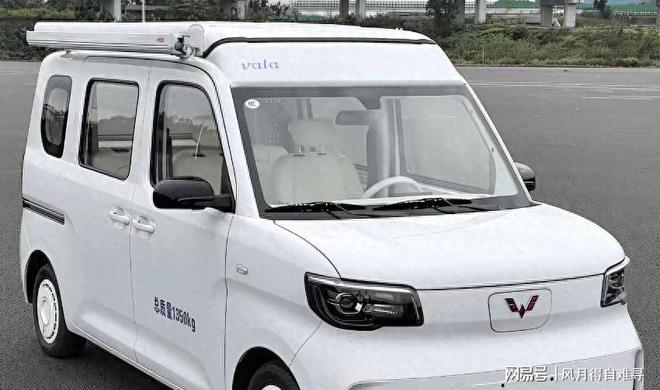 工作日通勤助手周末变身移动私人空间冰球突破豪华版五菱之光EV露营车(图2)